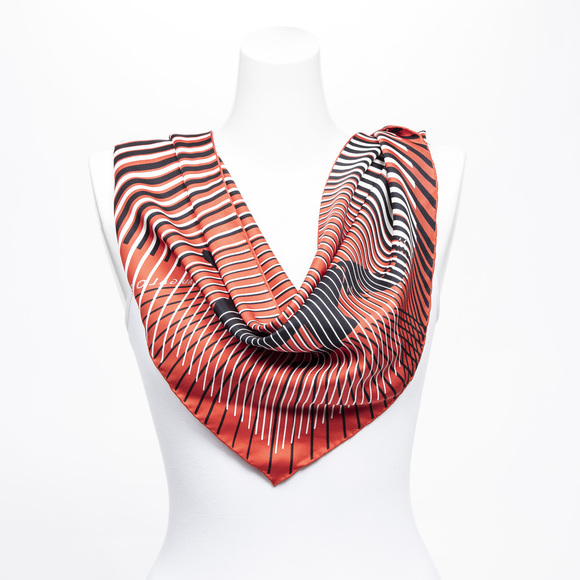 Hermes Triangle Scarf Haugalop Motif - Picture 1 of 2